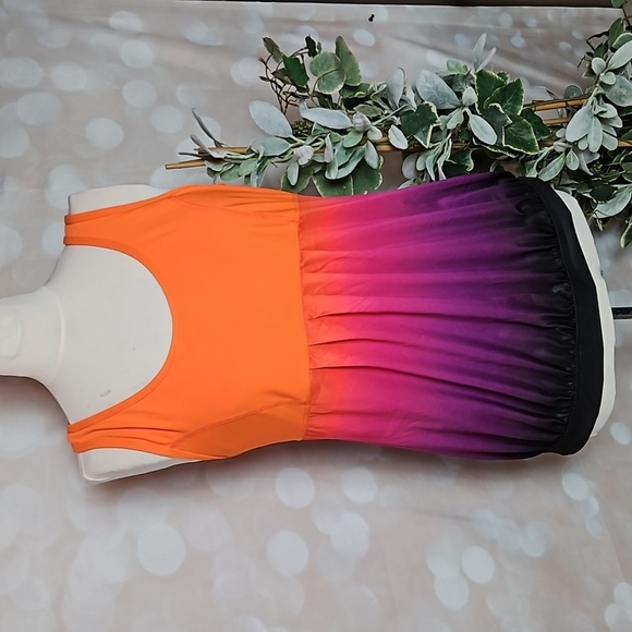 Xersion | Vibrant Yoga Activewear Top - Picture 4 of 10